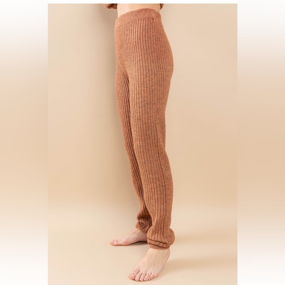 17 Fabulous Ribbed Sweater Top & Pants Set - Picture 6 of 6